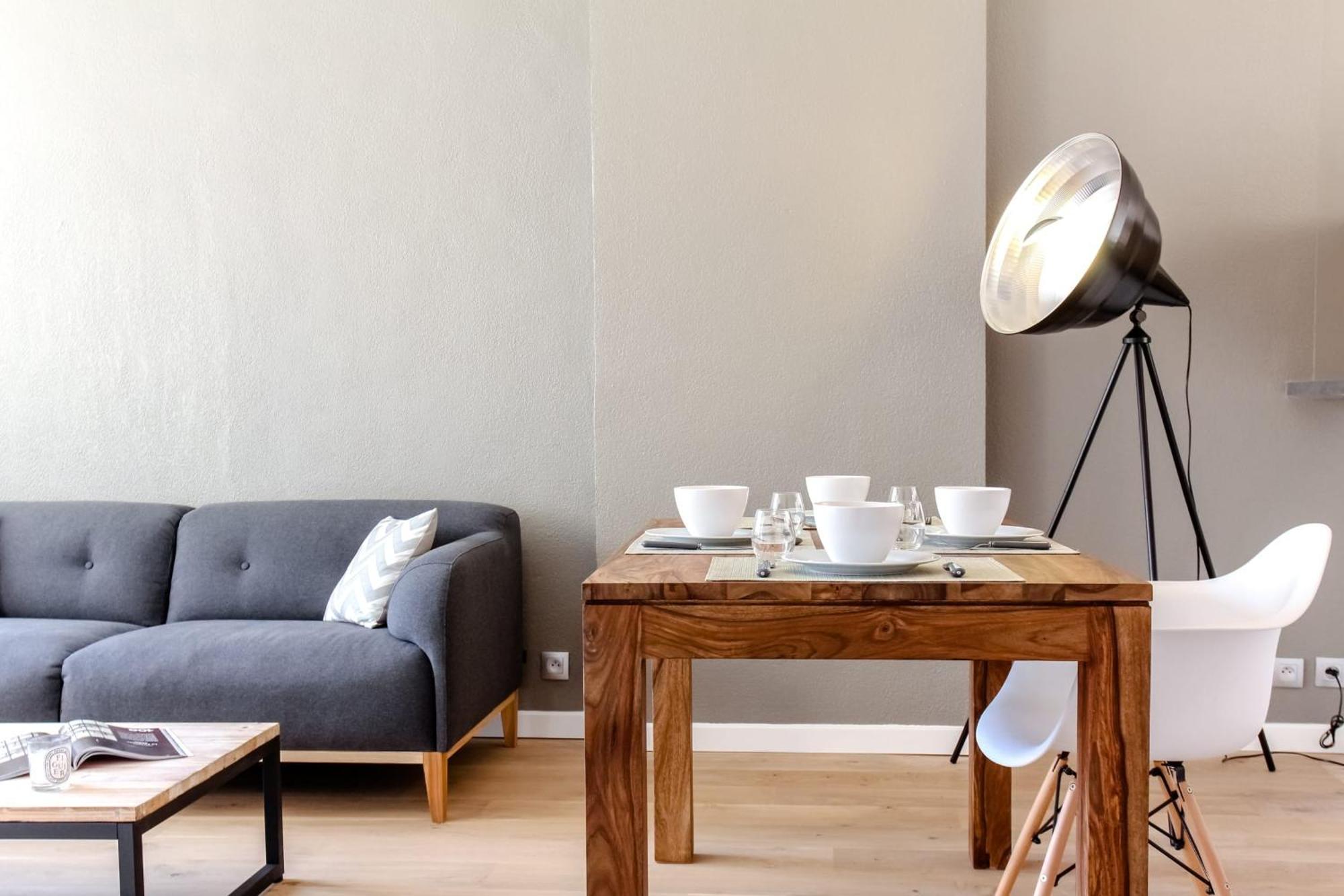 Veillon - 2 Bedrooms - City Center Nisa Exterior foto
